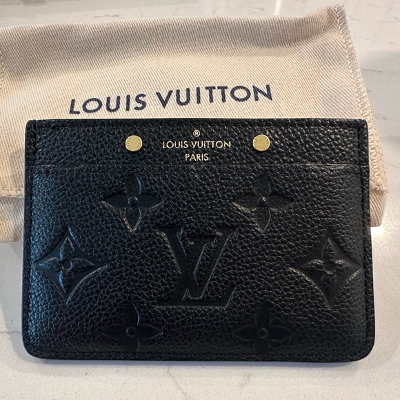 Authentic Louis Vuitton Card Holder - Picture 1 of 4